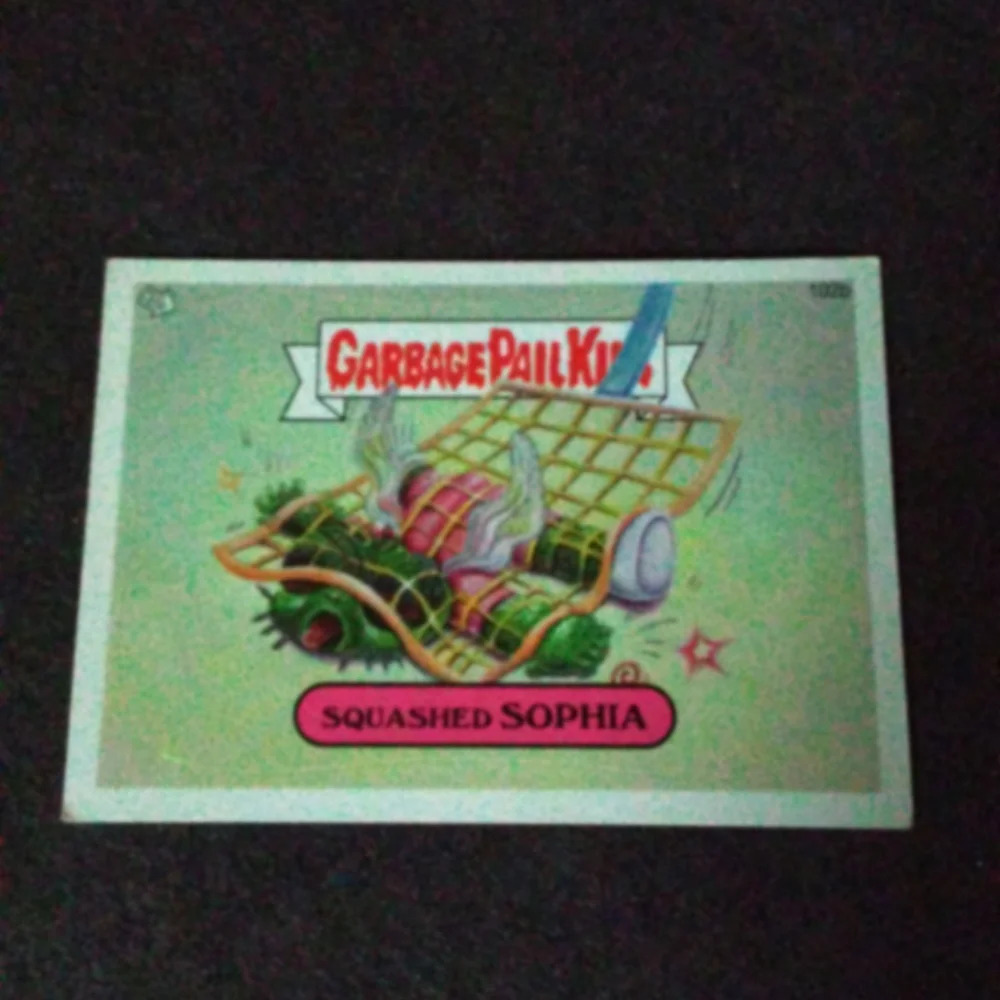 2013 TOPPS GARBAGE PAIL KIDS SQUASHED SOPHIA COLLECTOR CONDITION